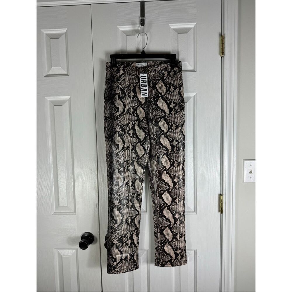 NWT Urban Outfitters Womens Pants Size 4